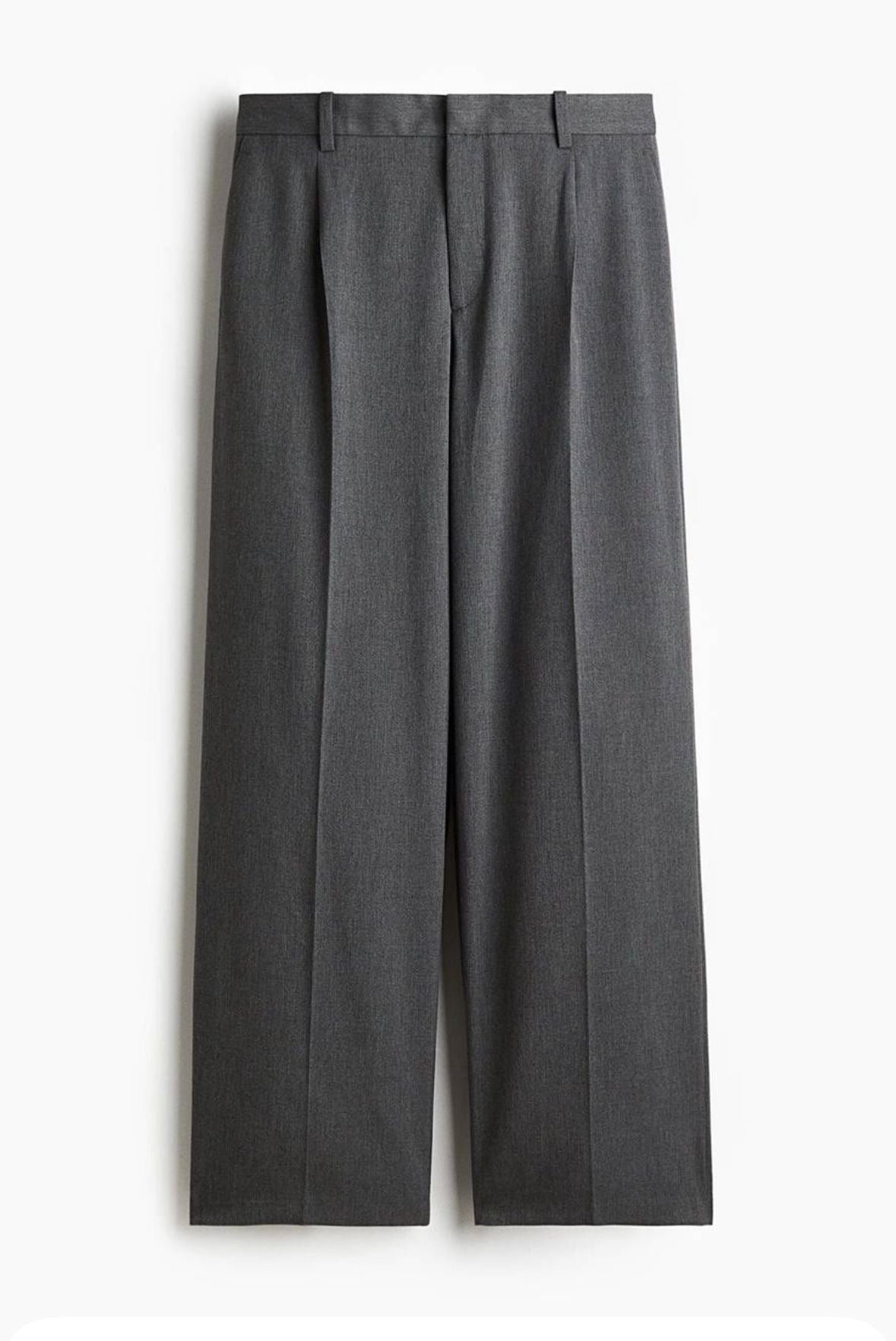 Pleated pants